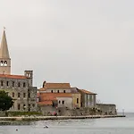 Exclusive Seafront Bacchus Διαμέρισμα Πόρετς