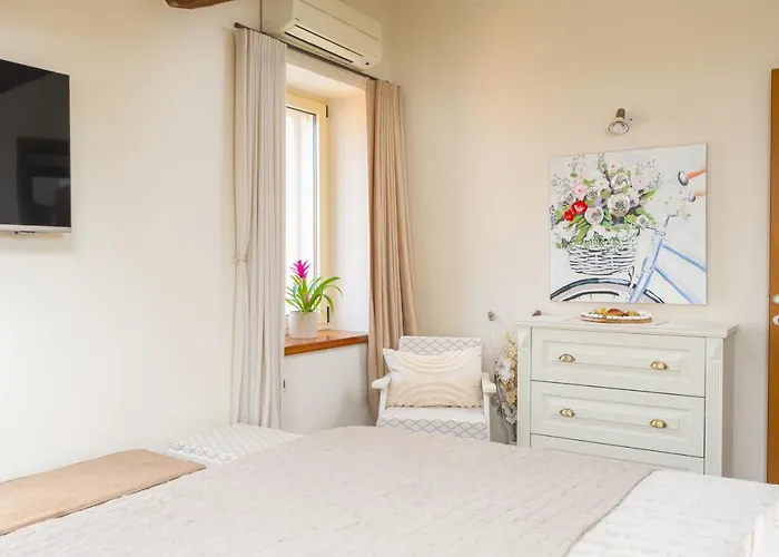 Exclusive Seafront Bacchus * Poreč