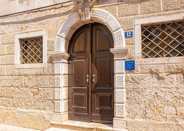 Exclusive Seafront Bacchus Apartman *